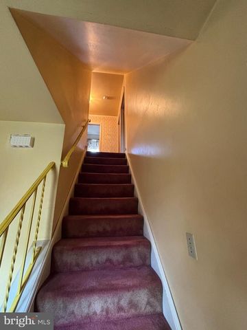 172 CHESTNUT ST, Chalfont, PA 18914