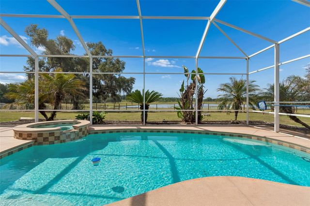 35400 LAKE RAY DRIVE, Dade City, FL 33525