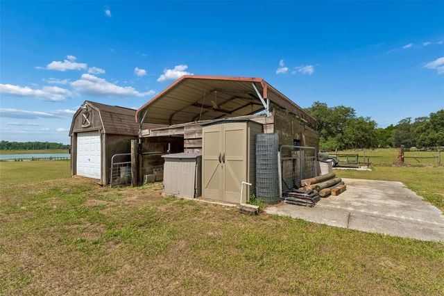35400 LAKE RAY DRIVE, Dade City, FL 33525