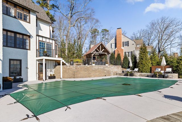 185 Gnome Trail, Lookout Mountain, GA 30750