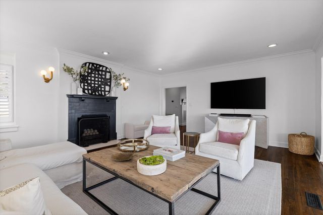 185 Gnome Trail, Lookout Mountain, GA 30750