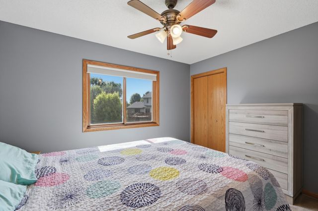 1315 Oakwood Lane, Hanover, MN 55341
