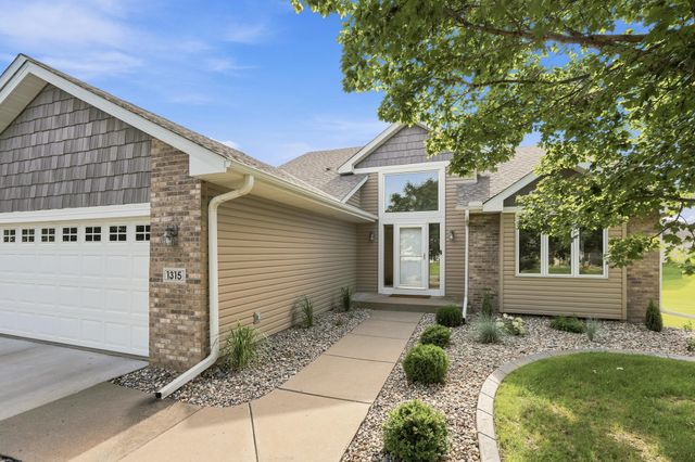1315 Oakwood Lane, Hanover, MN 55341