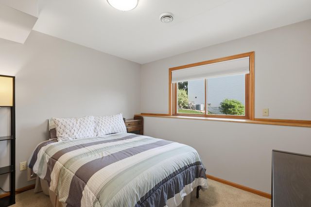 1315 Oakwood Lane, Hanover, MN 55341