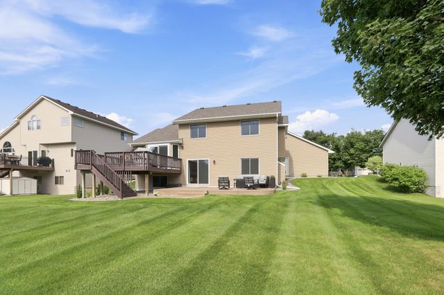 1315 Oakwood Lane, Hanover, MN 55341