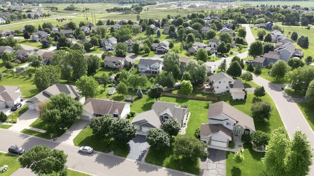 1315 Oakwood Lane, Hanover, MN 55341