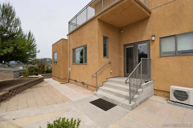 14388 Highland Valley, Escondido, CA 92025