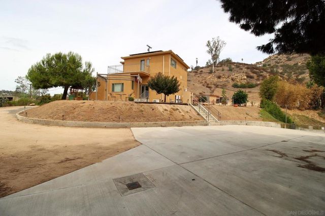 14388 Highland Valley, Escondido, CA 92025