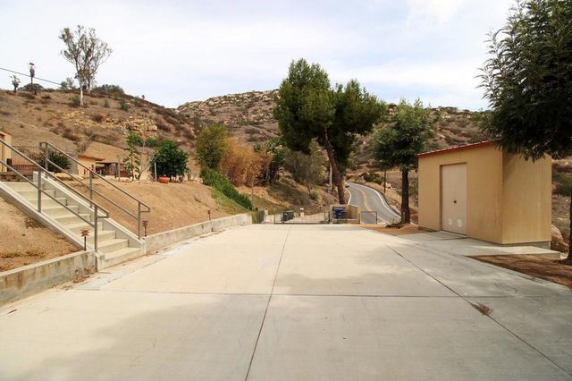 14388 Highland Valley, Escondido, CA 92025