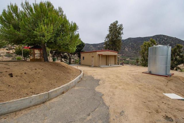 14388 Highland Valley, Escondido, CA 92025