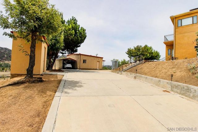 14388 Highland Valley, Escondido, CA 92025