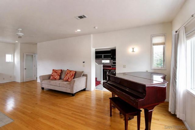 14388 Highland Valley, Escondido, CA 92025