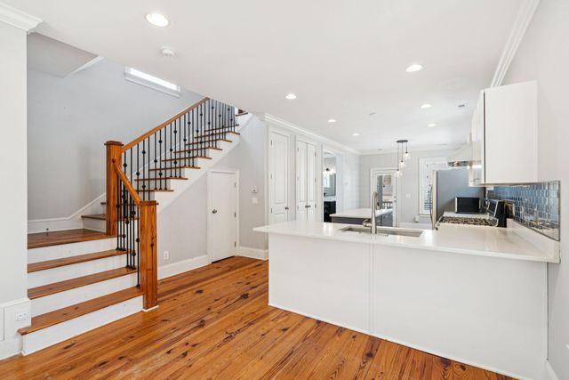 194 Fishburne Street, Charleston, SC 29403