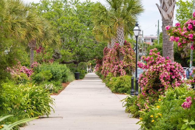 194 Fishburne Street, Charleston, SC 29403