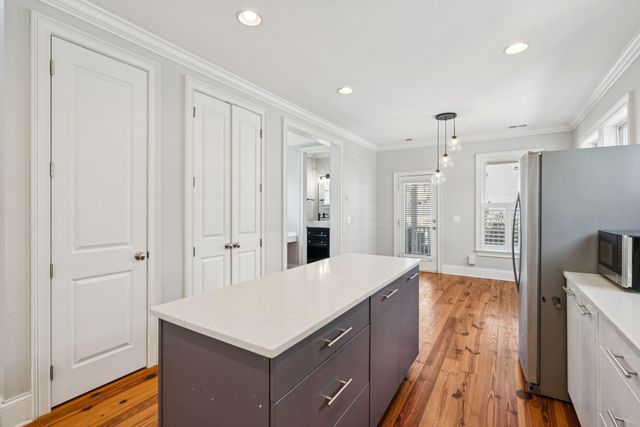 194 Fishburne Street, Charleston, SC 29403