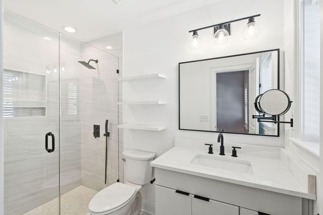 194 Fishburne Street, Charleston, SC 29403