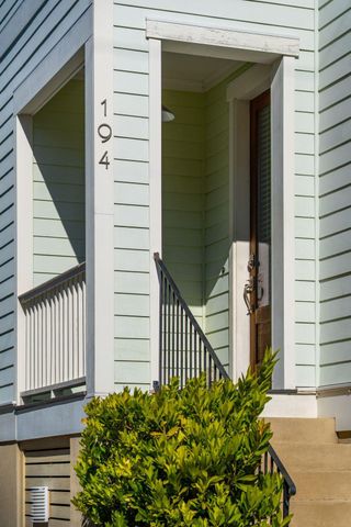 194 Fishburne Street, Charleston, SC 29403