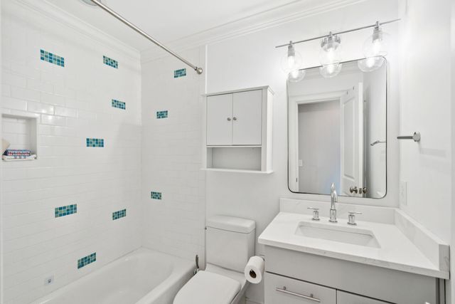 194 Fishburne Street, Charleston, SC 29403