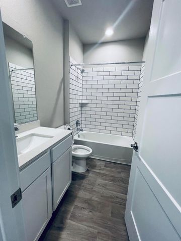 14238 Wonder Lake Lane, Conroe, TX 77384