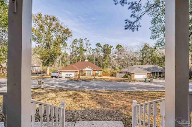 10046 Huntsman Path, Pensacola, FL 32514