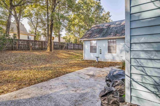 10046 Huntsman Path, Pensacola, FL 32514