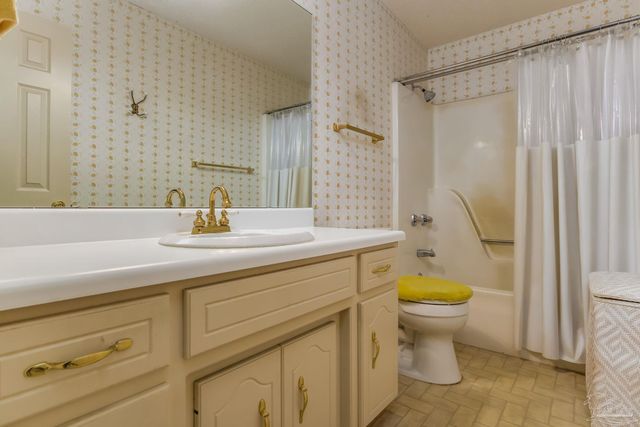 10046 Huntsman Path, Pensacola, FL 32514