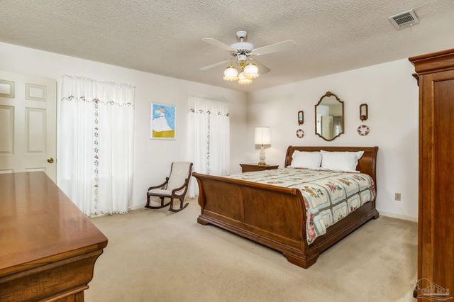 10046 Huntsman Path, Pensacola, FL 32514