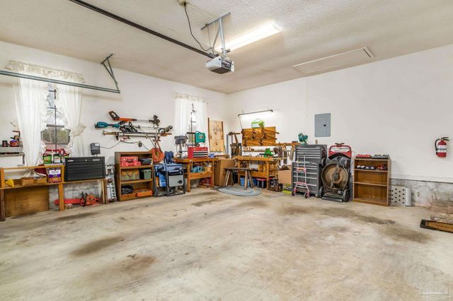 10046 Huntsman Path, Pensacola, FL 32514