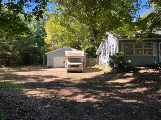 337 N Weber Road, Muskegon, MI 49445