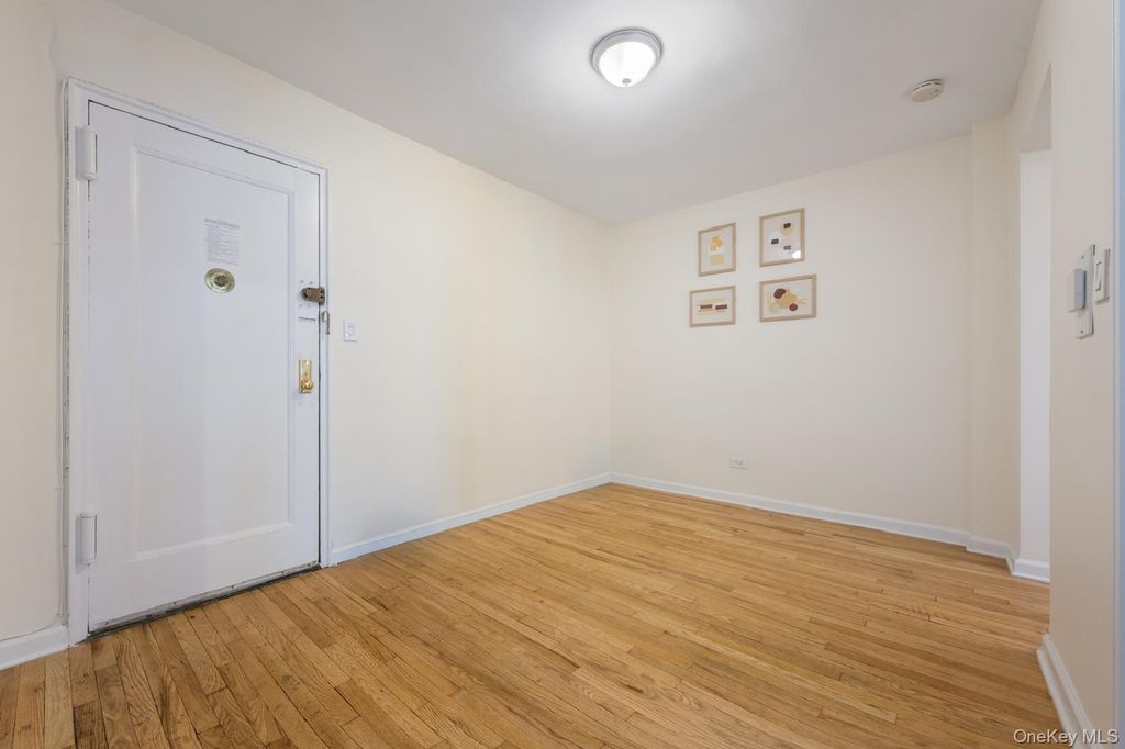 35-50 75th Street 3C, Jackson Heights, NY 11372