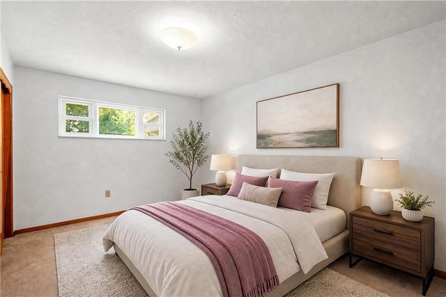 1599 Collier Avenue, Heidelberg, PA 15106