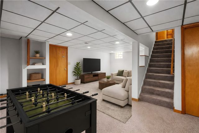 1599 Collier Avenue, Heidelberg, PA 15106
