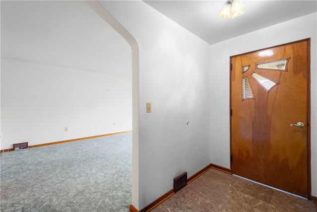 1599 Collier Avenue, Heidelberg, PA 15106