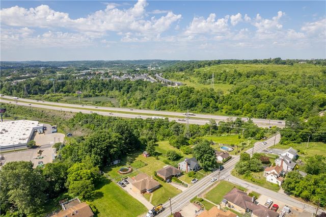 1599 Collier Avenue, Heidelberg, PA 15106