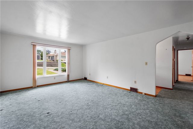 1599 Collier Avenue, Heidelberg, PA 15106