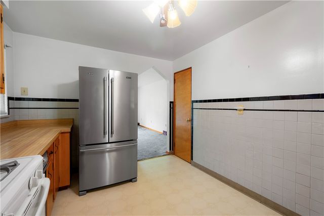 1599 Collier Avenue, Heidelberg, PA 15106