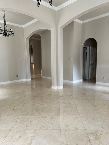 8113 Pecan Ridge Drive, North Richland Hills, TX 76182