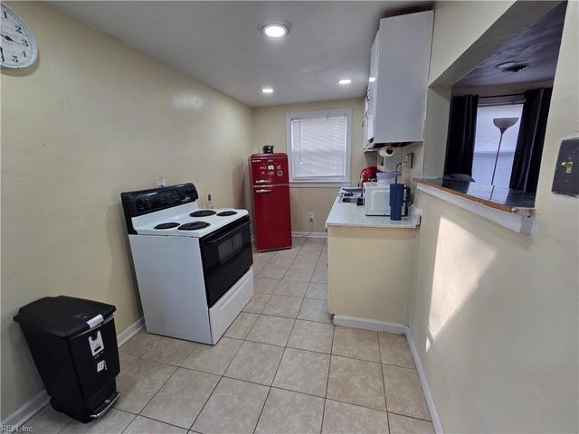 79 Jordan DR, Hampton, VA 23666