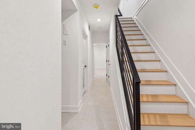 1214 E SUSQUEHANNA AVE, Philadelphia, PA 19125