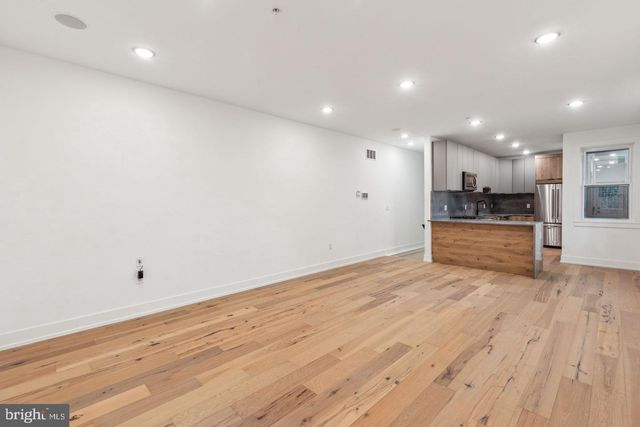 1214 E SUSQUEHANNA AVE, Philadelphia, PA 19125