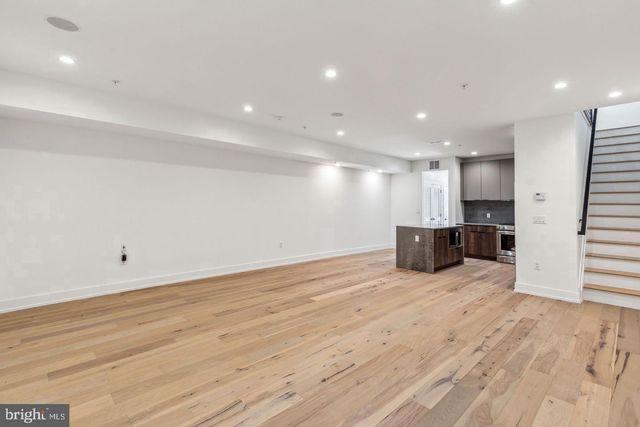 1214 E SUSQUEHANNA AVE, Philadelphia, PA 19125