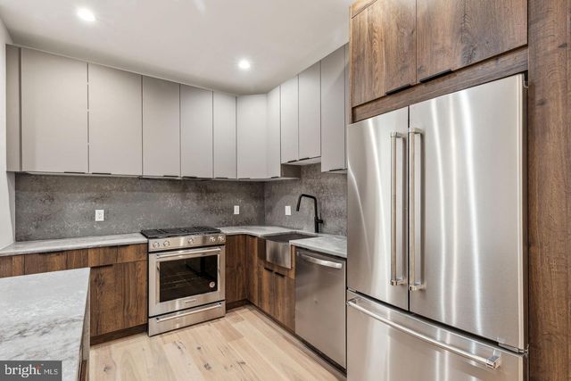 1214 E SUSQUEHANNA AVE, Philadelphia, PA 19125