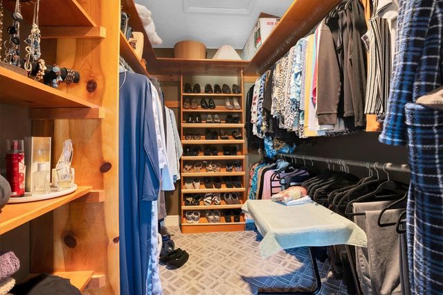 1051 ROYAL TROON COURT, Tarpon Springs, FL 34688