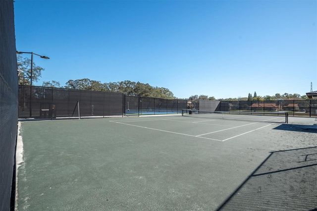 1051 ROYAL TROON COURT, Tarpon Springs, FL 34688