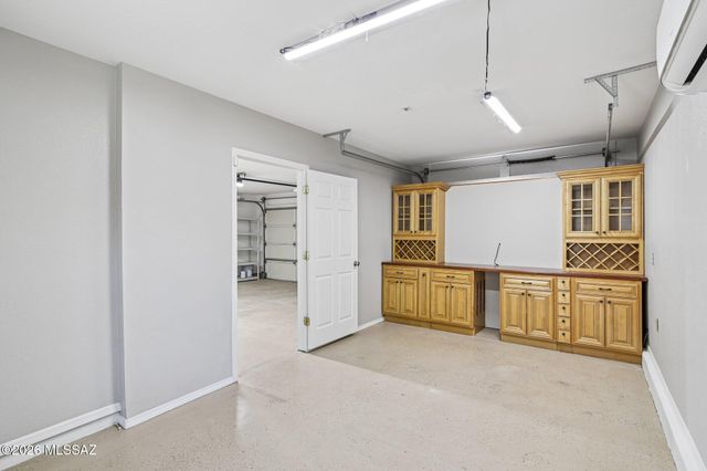 952 S Rincon Rising Road, Tucson, AZ 85748