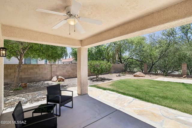 952 S Rincon Rising Road, Tucson, AZ 85748