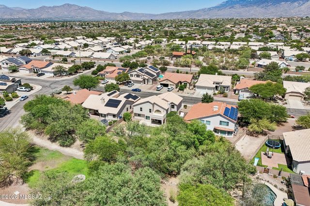 952 S Rincon Rising Road, Tucson, AZ 85748