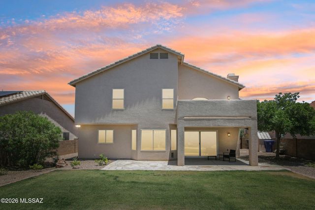 952 S Rincon Rising Road, Tucson, AZ 85748