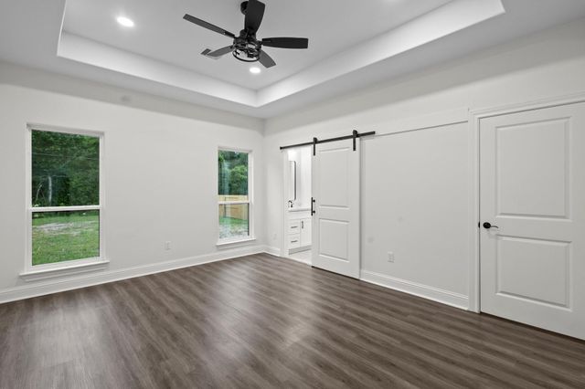 5290 Highlander Drive, Orange, TX 77630