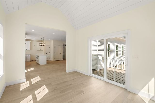 306 Fisher Rd, Holden, MA 01520